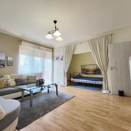 Apartman Balaton Apartment Keszthely Ngoại thất bức ảnh