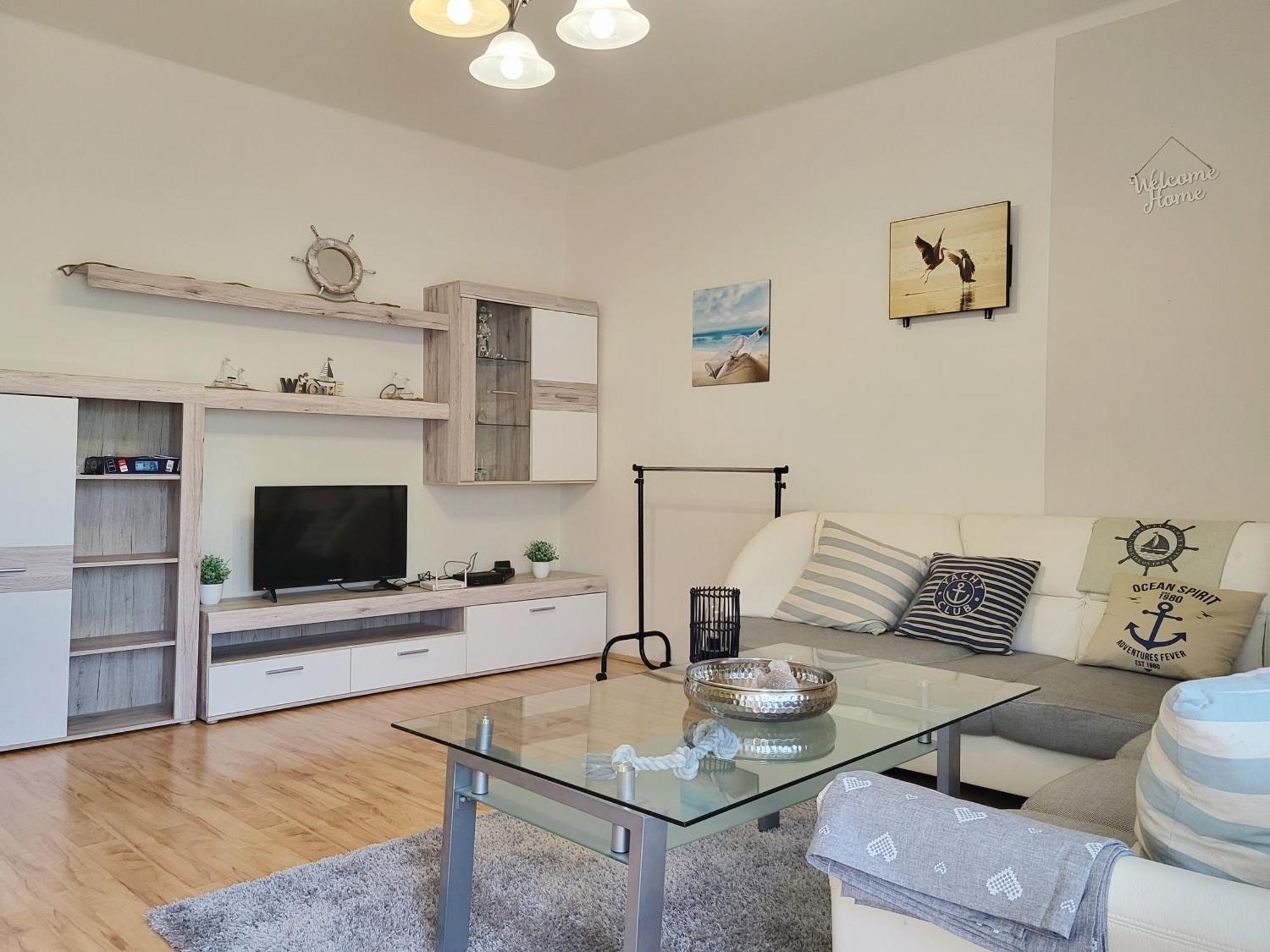Apartman Balaton Apartment Keszthely Ngoại thất bức ảnh
